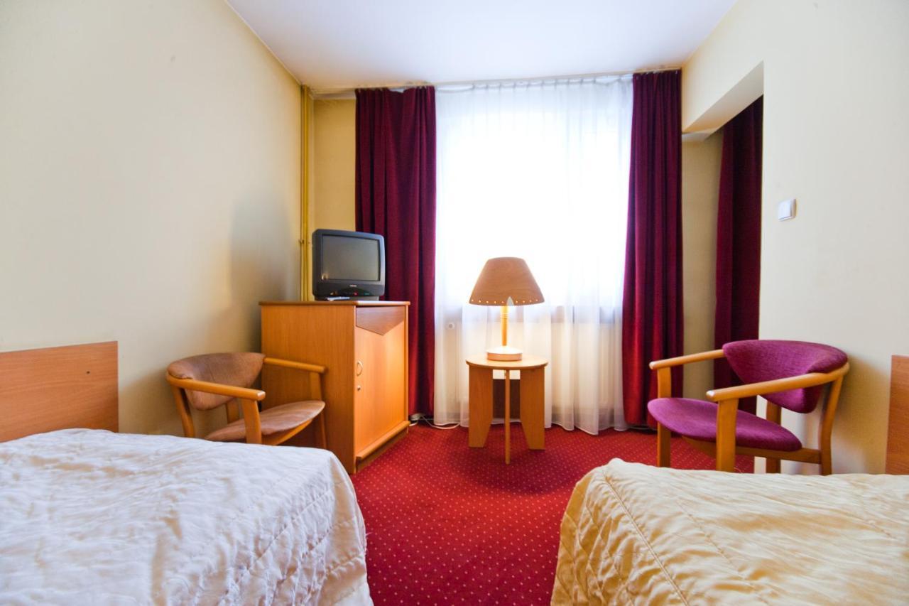 Hostel Malinowski City グリヴィツェ エクステリア 写真